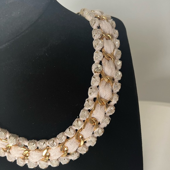 Beautiful pink and gold necklace with diamonds - Picture 3 of 3